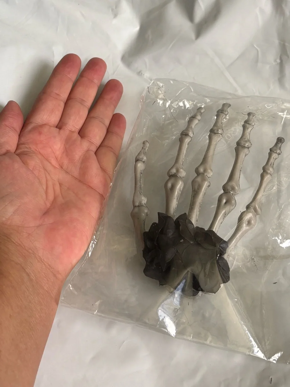 Gothic-style skeleton hand hair clip